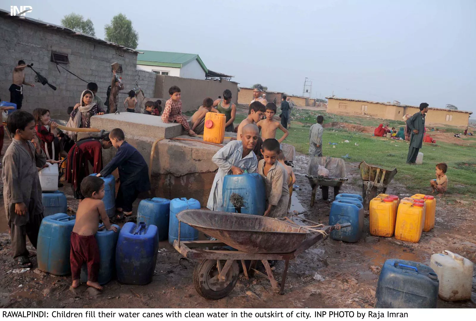 zafar said the khadim i punjab saaf pani programme aimed to provide safe potable water to people in cities and in far flung areas photo inp zafar said the khadim i punjab saaf pani programme aimed to provide safe potable water to people in cities and in far flung areas photo inp