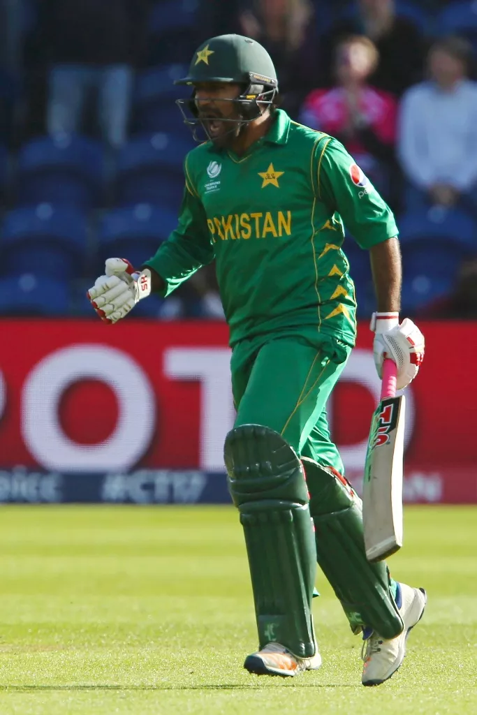 wolf in sheep 039 s clothing sarfraz was approached by a stranger who he thought wanted a picture with him but instead he made him a spot fixing offer photo afp