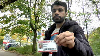 pakistani asylum seeker does not wish to return pakistani asylum seeker does not wish to return