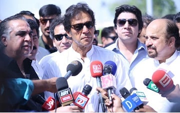 building pressure speaking to the media in karachi on monday pakistan tehreek e insaf chairperson imran khan criticises the ppp for ruining the city photo online