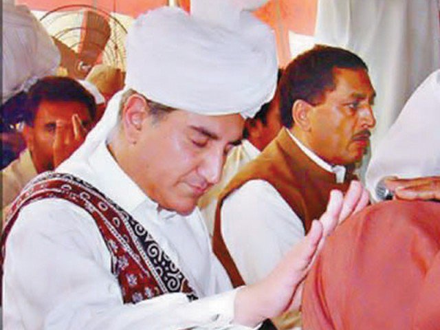 pti vice chairman shah mehmood qureshi is the sajjada nashin of ghousia jamaat photo file