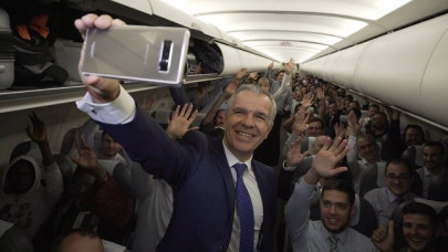 samsung found the most interesting way to remind us of the note 7