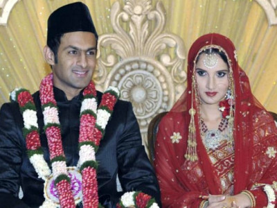 5 pakistani stars who tore barriers and found love across the border 5 pakistani stars who tore barriers and found love across the border