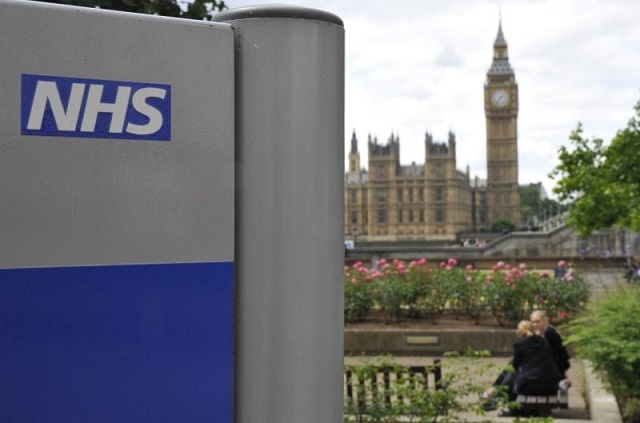 برطانیہ کی صحت کی خدمات کو ‘اب تک کے سب سے بڑے افرادی قوت کے بحران’ کا سامنا ہے۔