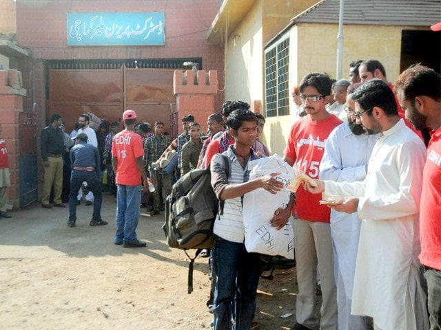 indian fishermen were released in a modest ceremony organized at landhi jail on sunday photo express indian fishermen were released in a modest ceremony organized at landhi jail on sunday photo express