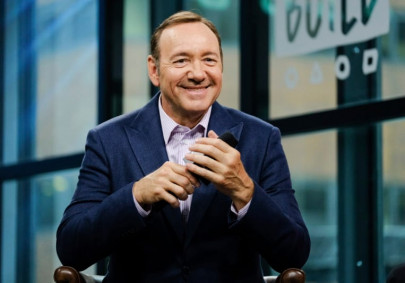 hollywood actor kevin spacey comes out as gay after being accused of child molestation hollywood actor kevin spacey comes out as gay after being accused of child molestation