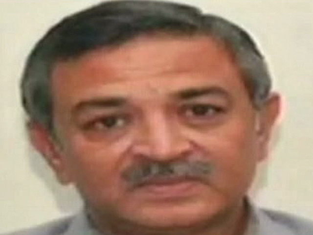 express news screengrab of mqm mpa arshad abdullah vohra express news screengrab of mqm mpa arshad abdullah vohra