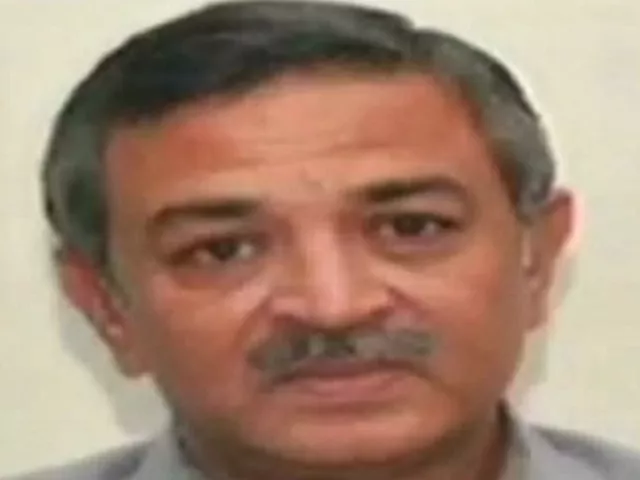 express news screengrab of mqm mpa arshad abdullah vohra express news screengrab of mqm mpa arshad abdullah vohra