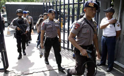 indonesian police kill two terrorists on eastern island