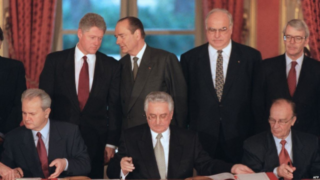 serbian president slobodan milosevic croatian president franjo tudjman and bosnian president alija izetbegovic the sign dayton peace accords in 1995 photo afp serbian president slobodan milosevic croatian president franjo tudjman and bosnian president alija izetbegovic the sign dayton peace accords in 1995 photo afp