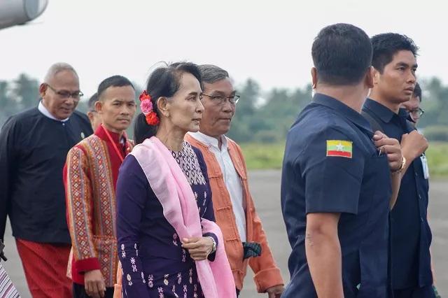 myanmar state counselor aung san suu kyi c arrives in sittwe airport for an unannounced visit to restive rakhine state on november 2 2017 photo afp myanmar state counselor aung san suu kyi c arrives in sittwe airport for an unannounced visit to restive rakhine state on november 2 2017 photo afp