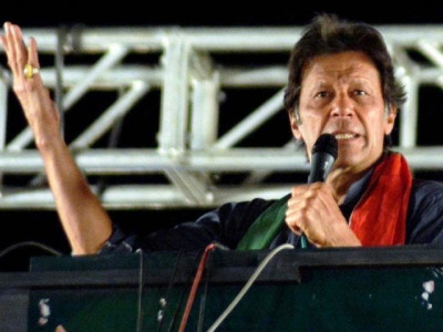 pakistan helping indian farmers instead of its own imran