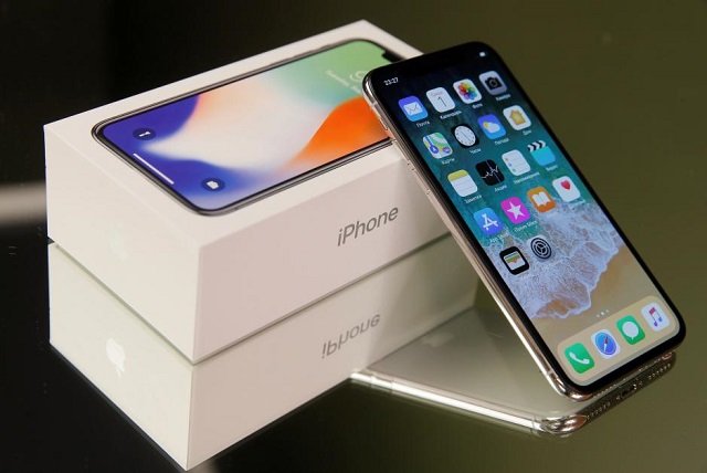 file photo   an apple 039 s new iphone x is seen in this illustration picture november 2 2017 photo reuters