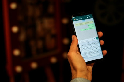 whatsapp back online after global outage