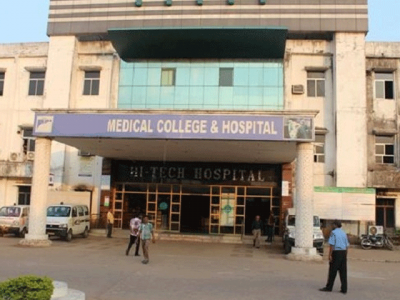 woman gives birth in nawabshah hospital s bathroom baby falls down toilet and dies woman gives birth in nawabshah hospital s bathroom baby falls down toilet and dies