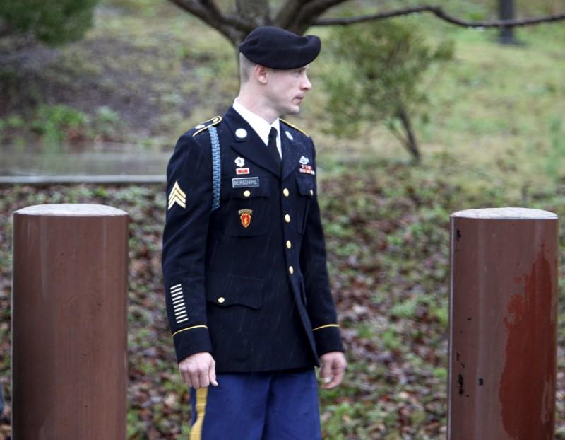 us army sergeant bowe bergdahl leaves the courthouse after an arraignment hearing for his court martial in fort bragg north carolina photo reuters