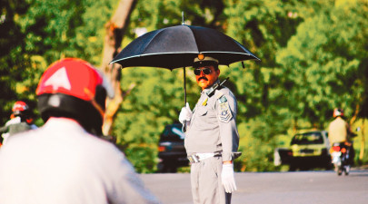 traffic police wants to make wardens tech savvy