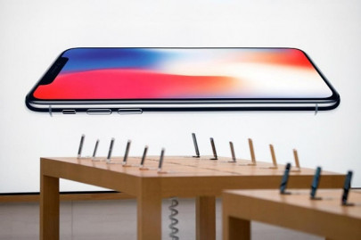 iphone x makes apple more money per phone than the iphone 8 iphone x makes apple more money per phone than the iphone 8