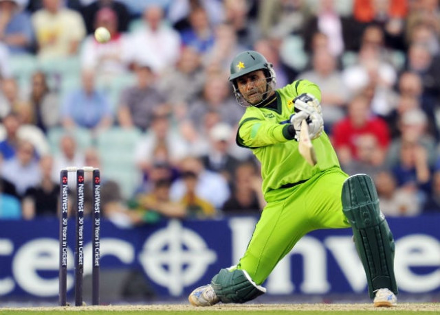 pcb assigns razzaq to find t20 power hitters pcb assigns razzaq to find t20 power hitters