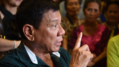 philippines duterte says only answers to his people on drugs war human rights