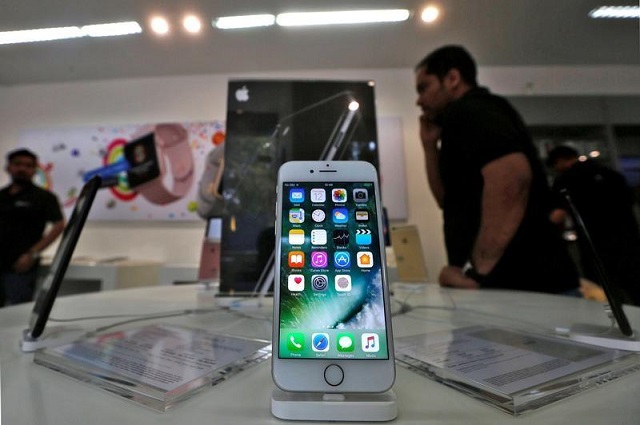 file photo an iphone is seen on display at a kiosk at an apple reseller store in mumbai india january 12 2017 picture taken january 12 2017 photo reuters