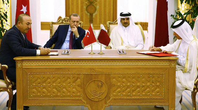 a handout photo provided by the turkish prime minister press office on shows turkish president recep tayyip erdogan being received by qatar 039 s emir sheikh tamim bin hamad al thani in the capital doha photo afp a handout photo provided by the turkish prime minister press office on shows turkish president recep tayyip erdogan being received by qatar 039 s emir sheikh tamim bin hamad al thani in the capital doha photo afp