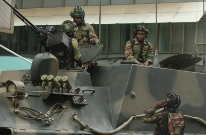 zimbabwe s mugabe resisting army pressure to quit zimbabwe s mugabe resisting army pressure to quit