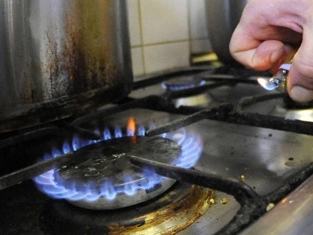 gas becomes a rarity in ramazan