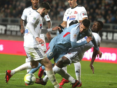 monaco struggle in 1 1 draw at amiens monaco struggle in 1 1 draw at amiens