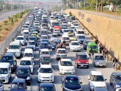 pindi police beef up warden deployment near faizabad