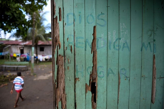 grafitti on a wall reads quot god bless my home quot in pital de la costa tumaco municipality narino department colombia on october 31 2017 photo afp grafitti on a wall reads quot god bless my home quot in pital de la costa tumaco municipality narino department colombia on october 31 2017 photo afp