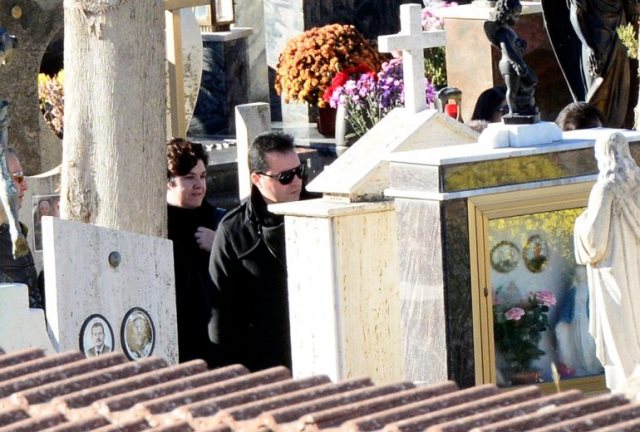 toto riina 039 s children salvo and maria concetta attend the funeral in corleone italy november 22 2017 photo reuters