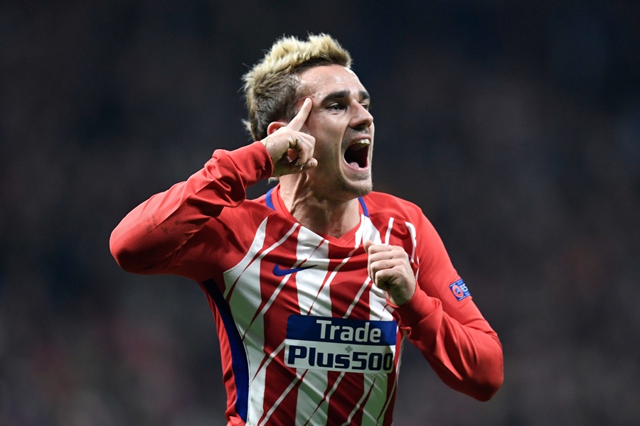 atletico madrid 039 s french forward antoine griezmann celebrates after scoring a goal during the uefa champions league group c football match between atletico madrid and as roma at the wanda metropolitan stadium in madrid on november 22 2017 photo afp