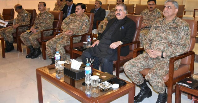 balochistan cm sanaullah zehri and coas gen qamar bajwa being briefed on 039 khush hal balochistan 039 photo ispr
