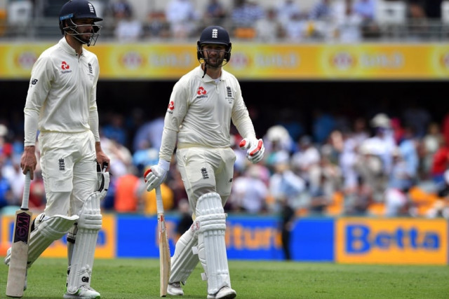 england 039 s batsmen mark stoneman r and james vince l walk back to the pavilion at lunch break on the first day of the first cricket test of the ashes series between england and australia in brisbane on november 23 2017 photo reuters england 039 s batsmen mark stoneman r and james vince l walk back to the pavilion at lunch break on the first day of the first cricket test of the ashes series between england and australia in brisbane on november 23 2017 photo reuters