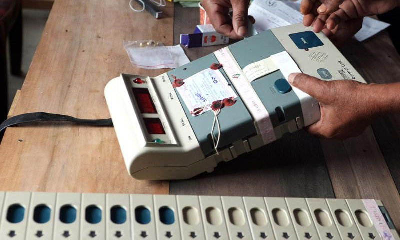 Govt likely to unveil EVM prototype on Aug 14 - Vimarsana News