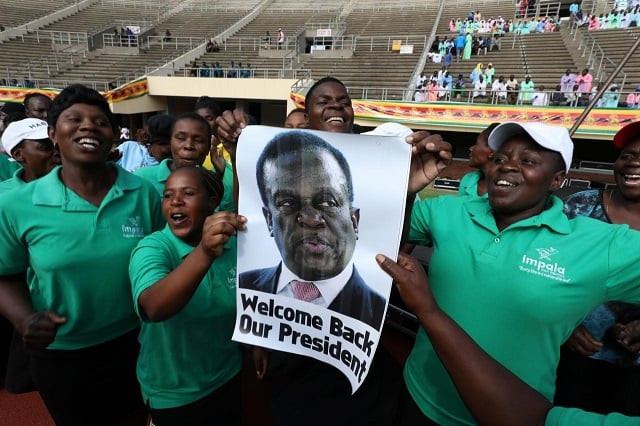 people wait for the inauguration ceremony to swear in zimbabwe 039 s former vice president emmerson mnangagwa as president in harare zimbabwe november 24 2017 photo reuters people wait for the inauguration ceremony to swear in zimbabwe 039 s former vice president emmerson mnangagwa as president in harare zimbabwe november 24 2017 photo reuters