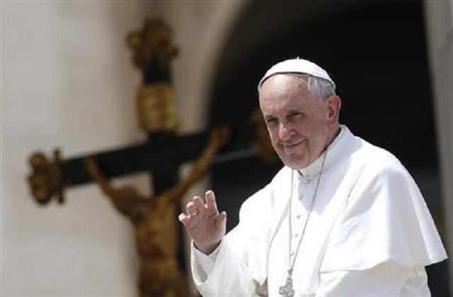 pope francis arrives in myanmar photo reuters