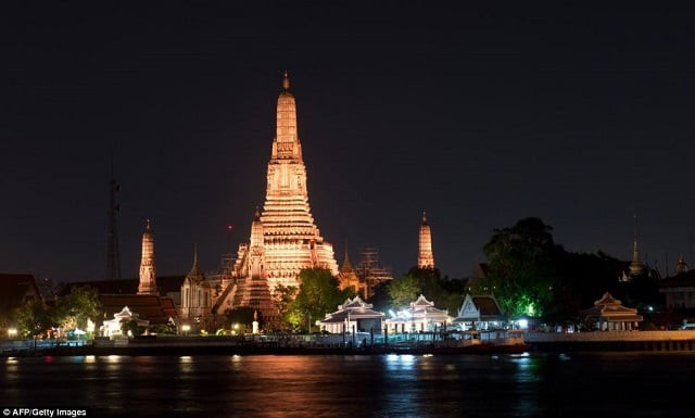 the wat arun ratchawararam ratchawaramahawihan buddhist temple in bangkok photo afp the wat arun ratchawararam ratchawaramahawihan buddhist temple in bangkok photo afp
