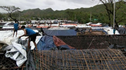 cyclone cempaka kills at least 19 in indonesia