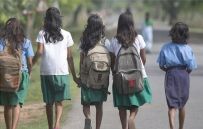 88 girls forced to undress as punishment by teachers in india 88 girls forced to undress as punishment by teachers in india