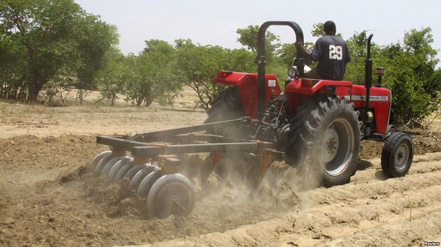 a farmer plows the field in saulawa village on the outskirts of nigeria 039 s north central state of kaduna may 15 2013 photo reuters