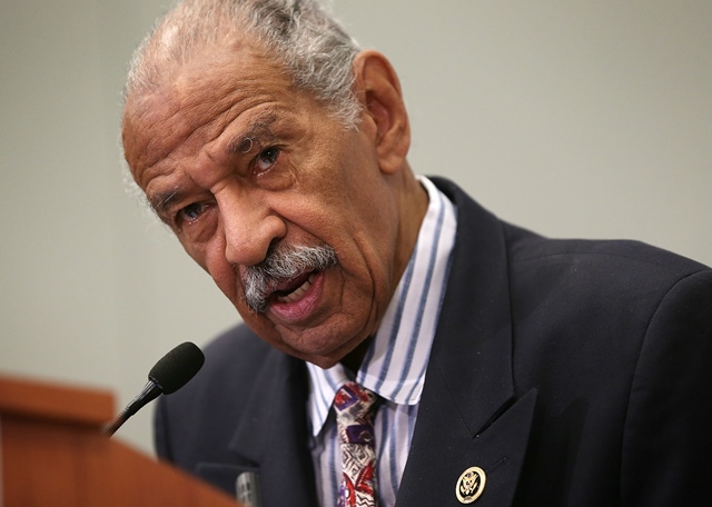 john conyers is speaking at a session during the congressional black caucus foundation 039 s 45th annual legislative conference september 18 2015 in washington dc photo afp