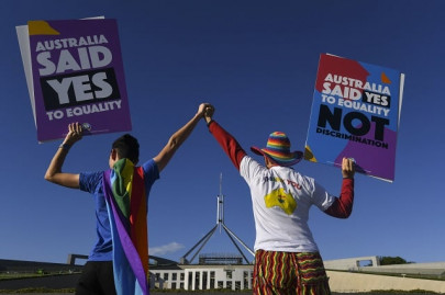 australia celebrates day for love as it allows same sex marriage