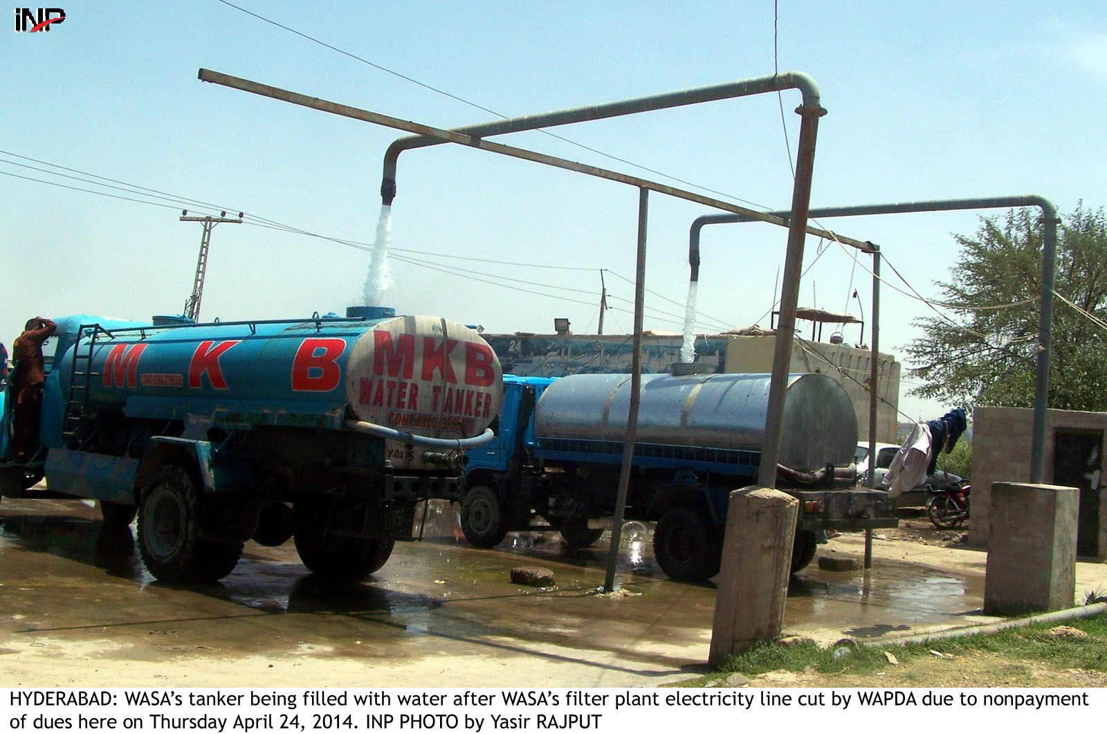 tankers 039 association claims kwsb officials demand bribes from legal hydrants photo inp