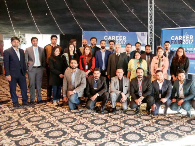 szabist officials pose at the career fair 2017 photo express szabist officials pose at the career fair 2017 photo express