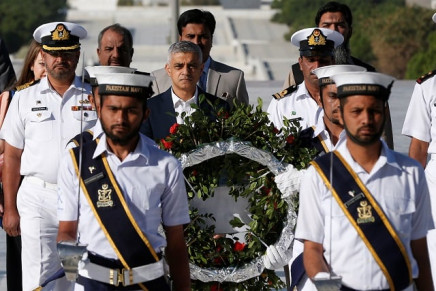mayor of london sadiq khan c walks with naval officers to lay a wreath at the mausoleum of muhammad ali jinnah during his visit to karachi pakistan december 8 2017 photo reuters