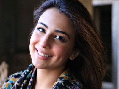 ushna shah reveals her upcoming avatar and it s quite impactful ushna shah reveals her upcoming avatar and it s quite impactful