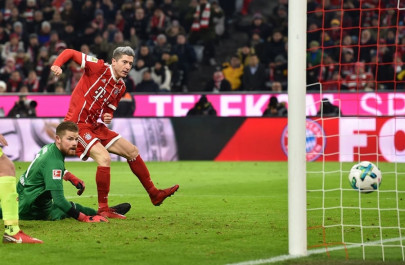 lewandowski on target as bayern down cologne