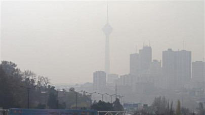 heavy air pollution shuts schools in iran